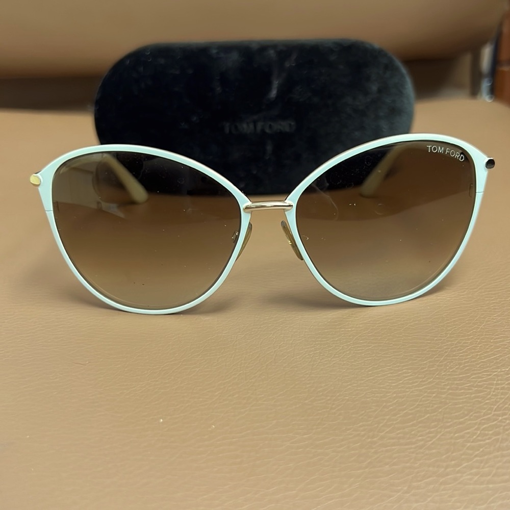 Tom Ford Penelope TF320 White